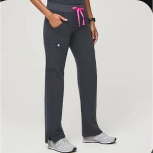 Figs Kade cargo scrub bottoms